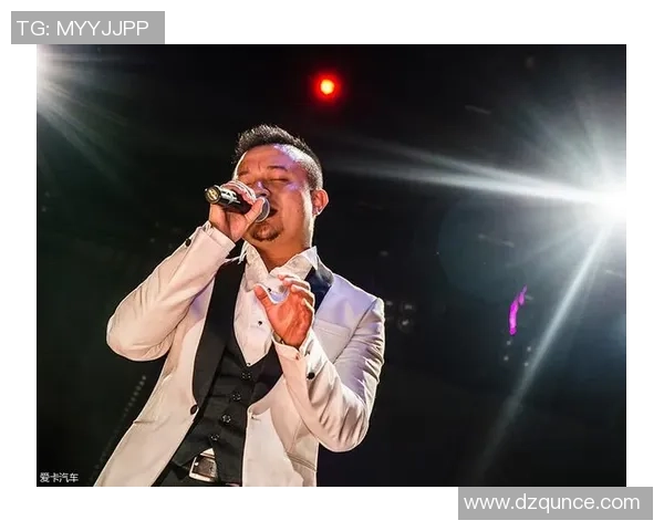 足球巨星深情致谢父亲陪伴支持点燃梦想舞台